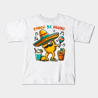 Maracas Cinco De Mayo Dabbing Taco Mexican Food Sombrero Kids T-Shirt